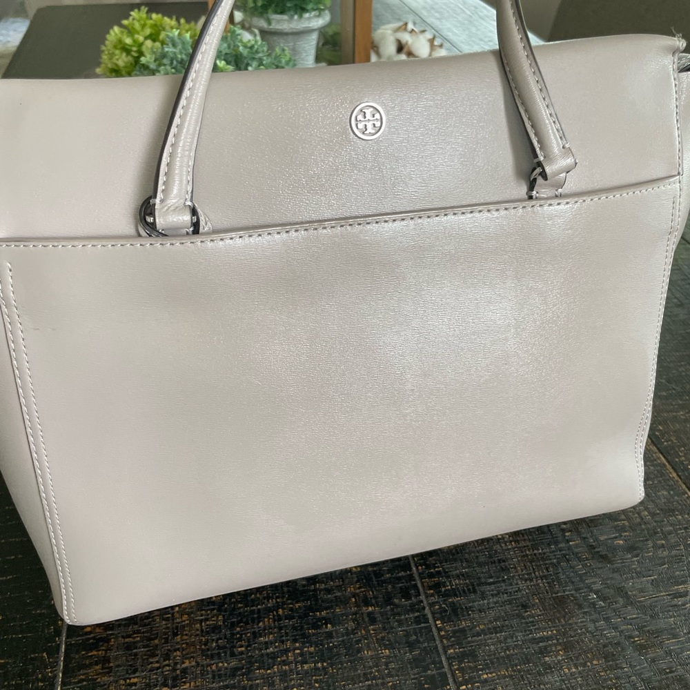 Tory Burch Robinson Tote